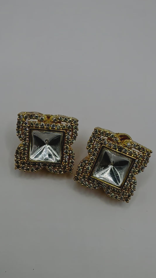 Mosanite studs